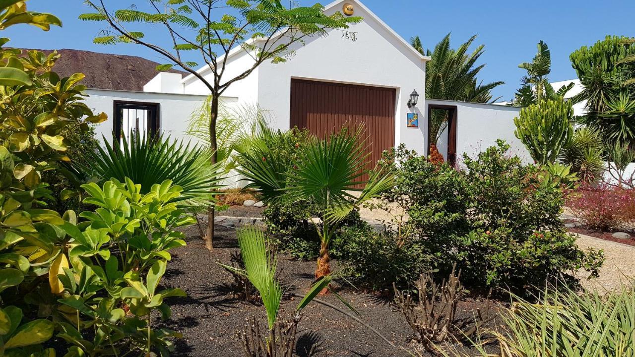 Lovely Villa Nico Playa Blanca, Hot Tub, Communal Pool エクステリア 写真