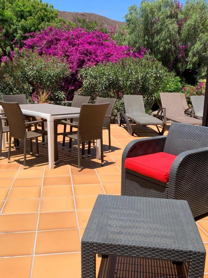 Lovely Villa Nico Playa Blanca, Hot Tub, Communal Pool エクステリア 写真
